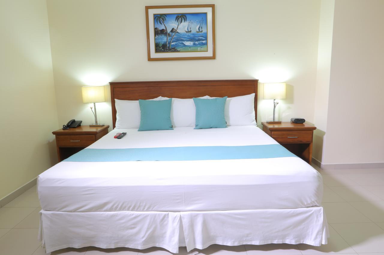 Hotel El Marqués Atacames Esterno foto